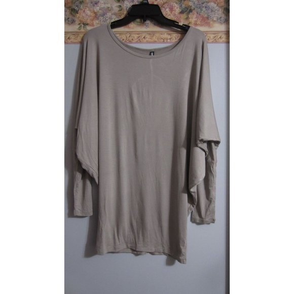 Lock & Love Medium Beige Tunic Ballet Core Dolman Top - Picture 1 of 4